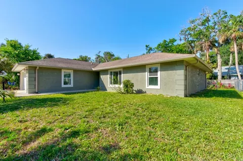 2028 Mango Tree Dr, Edgewater, FL 32141