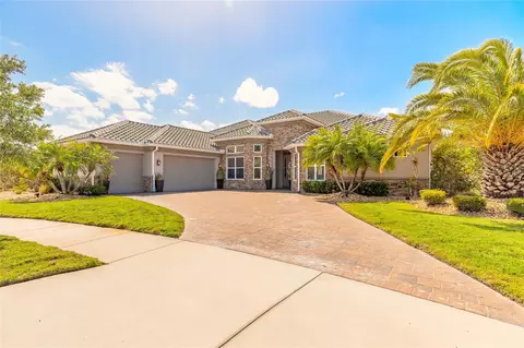 2807 Paradiso Ct, New Smyrna Beach, FL 32168