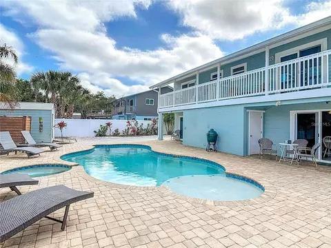 910 Maple St #A & B, New Smyrna Beach, FL 32169