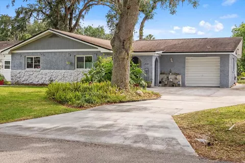 1921 Pine Tree Dr, Edgewater, FL 32141