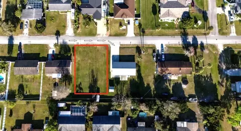 1852 Sabal Palm Dr, Edgewater, FL 32141