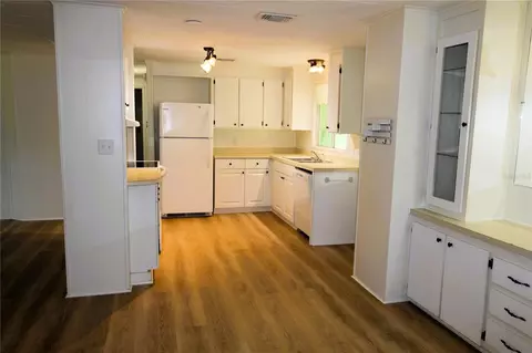 151 Apache Ct, Oak Hill, FL 32759 photo 8