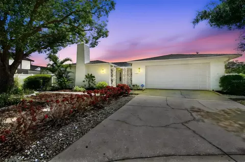 7405 Clearview Dr, Tampa, FL 33634