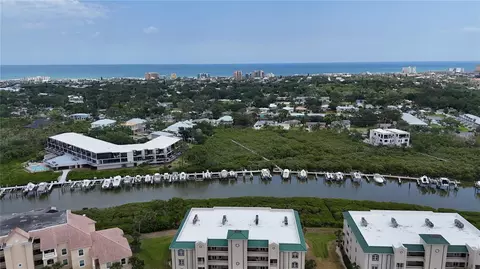 426 Bouchelle Dr #401, New Smyrna Beach, FL 32169