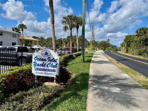 2100 N Peninsula Ave #216, New Smyrna Beach, FL 32169