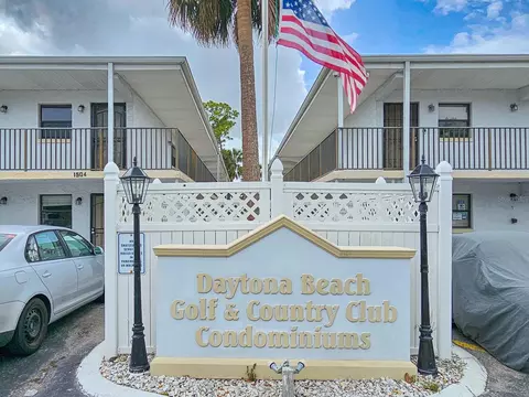 1504 Virginia Ave #207, Daytona Beach, FL 32114