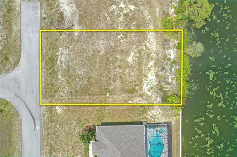 2429 NE 5th Pl, Cape Coral, FL 33909