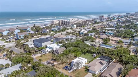 833 E 12th Ave, New Smyrna Beach, FL 32169