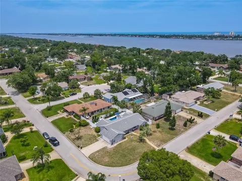 7 Heather Ln, Ormond Beach, FL 32174