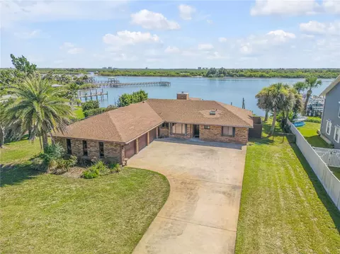 1905 S Riverside Dr, Edgewater, FL 32141 photo 1