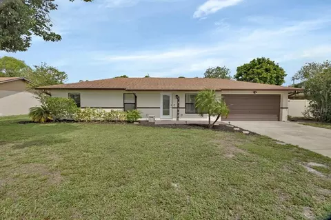 1382 Coronet Dr, Deltona, FL 32725