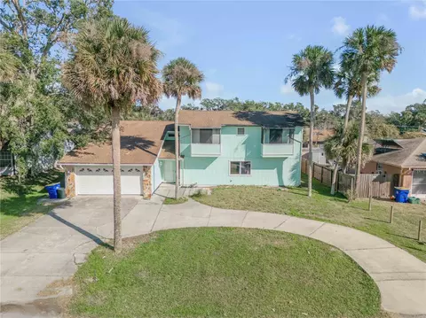 2715 Pine Tree Dr, Edgewater, FL 32141