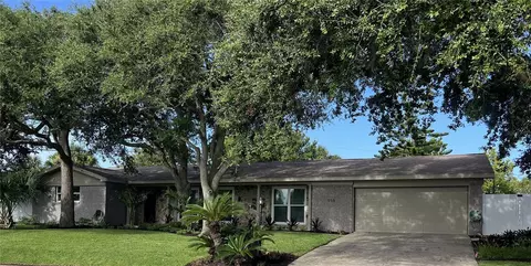 950 Ginger Cir, Ormond Beach, FL 32176
