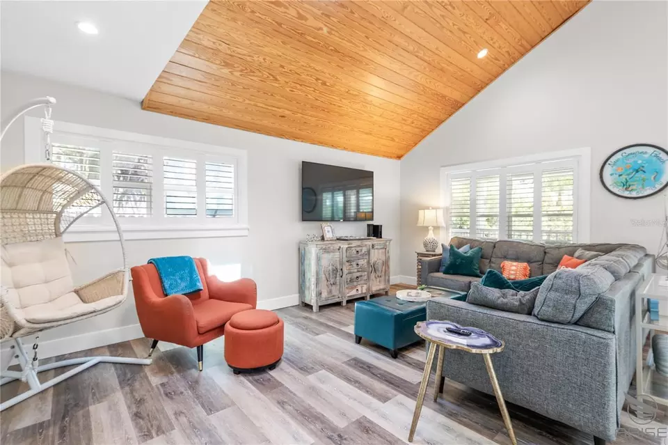 303 Live Oak New Smyrna Beach - NS1085360 0 BNqaZv R.webp