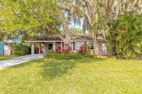 1928 Kumquat Dr, Edgewater, FL 32141