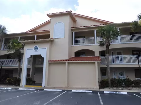 466 Bouchelle Dr #204, New Smyrna Beach, FL 32169