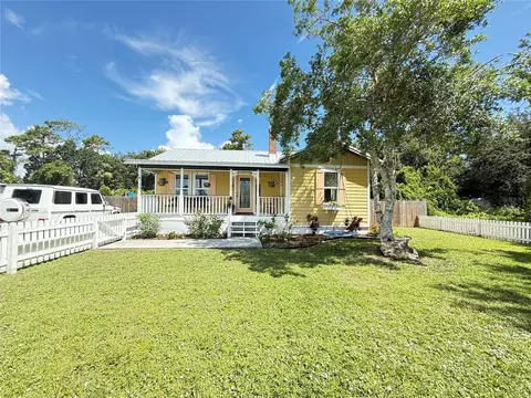 1100 W 7th St, New Smyrna Beach, FL 32168