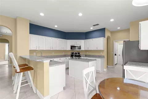 Kitchen - 9365 SW 94th Loop, Ocala, FL 34481 photo 5 of 6
