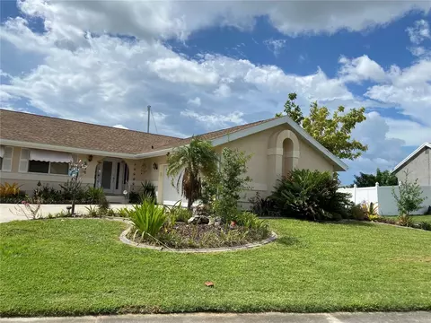 262 SE Fry Terrace Ter SE, Port Charlotte, FL 33952