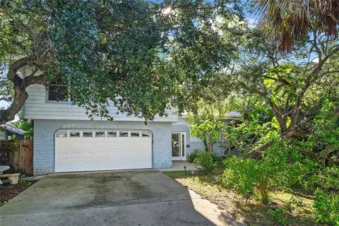 1311 Beacon St, New Smyrna Beach, FL 32169