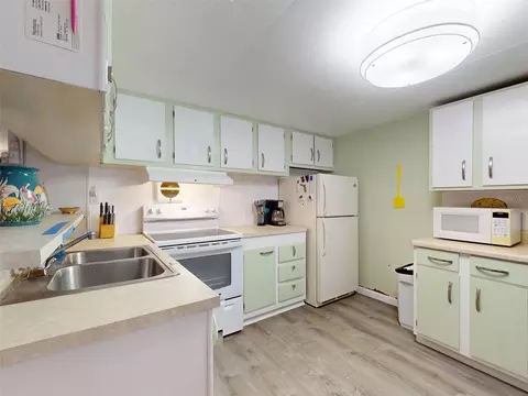 2201 S Ridgewood Ave #8, Edgewater, FL 32141 photo 15