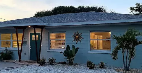312 Florida Ave, New Smyrna Beach, FL 32169