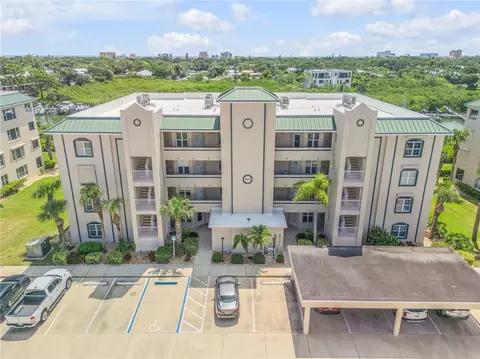 430 Bouchelle Dr #204, New Smyrna Beach, FL 32169