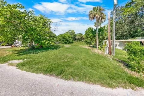 6512 Pat Helen Dr, Port Orange, FL 32127