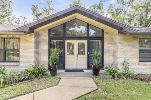 2215 Hidden Trl, New Smyrna Beach, FL 32168