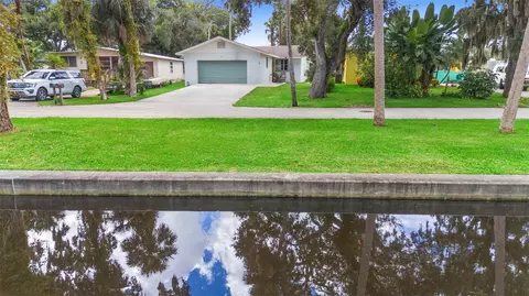 88 E Bayshore Dr, Port Orange, FL 32127