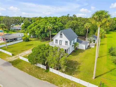 182 Howes St, Oak Hill, FL 32759