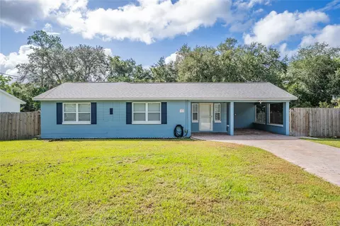 313 Riviera Dr, Debary, FL 32713