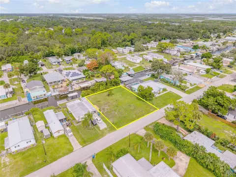 113 Charles St, Edgewater, FL 32141 photo 16