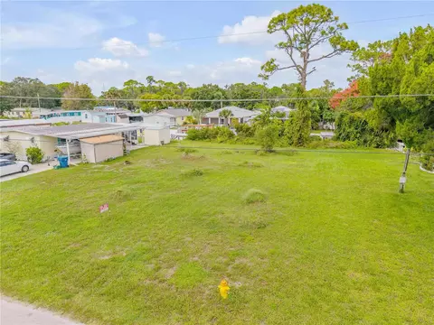 113 Charles St, Edgewater, FL 32141 photo 6