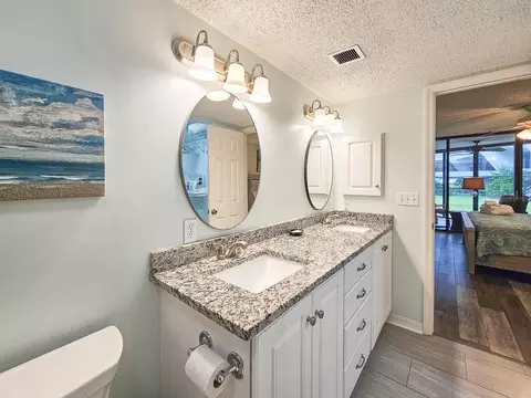 Bath - 2 Dondanville Rd #112, Saint Augustine, FL 32080 photo 3 of 6