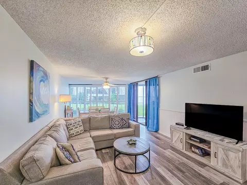 Living - 2 Dondanville Rd #112, Saint Augustine, FL 32080 photo 3 of 4