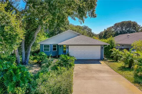 799 E 22nd Ave, New Smyrna Beach, FL 32169