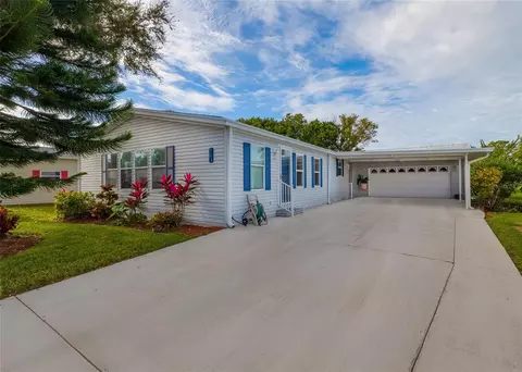 706 E Starboard Ave, Edgewater, FL 32141