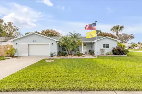2951 Gaslight Dr, South Daytona, FL 32119