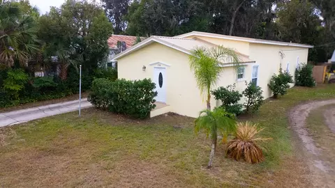 138 Park Blvd, New Smyrna Beach, FL 32168