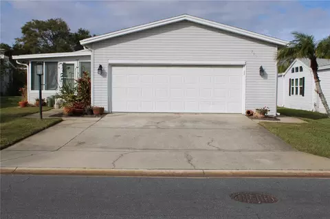 709 Helmsmen Ln, Edgewater, FL 32141