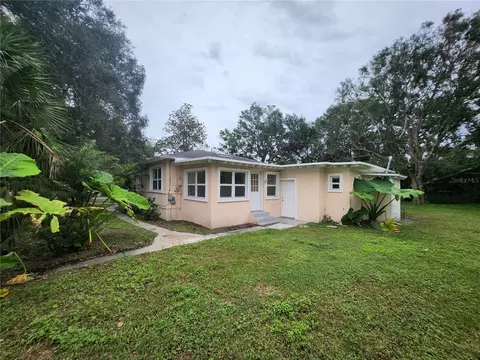 486 Oak St, New Smyrna Beach, FL 32168