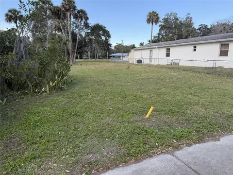 551 Mary Ave, New Smyrna Beach, FL 32168