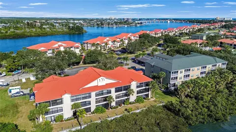 466 Bouchelle Dr #104, New Smyrna Beach, FL 32169