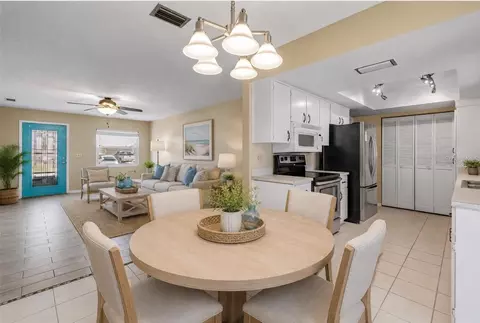 Dining - 26 Laughing Gull Ln, Edgewater, FL 32141 photo 3 of 4