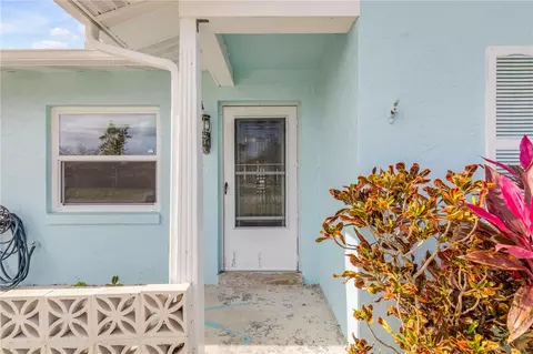 Exterior - 26 Laughing Gull Ln, Edgewater, FL 32141 photo 2 of 8
