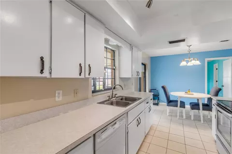 Kitchen - 26 Laughing Gull Ln, Edgewater, FL 32141 photo 5 of 5