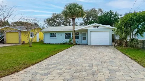 805 E 14th Ave, New Smyrna Beach, FL 32169