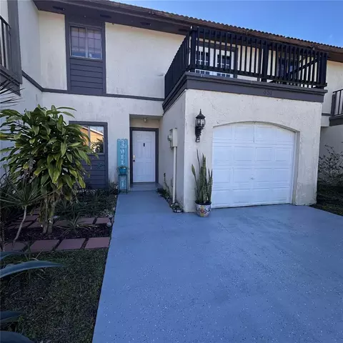 651 Angela Ln, Titusville, FL 32796