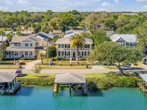 1212 S Riverside Dr, New Smyrna Beach, FL 32168
